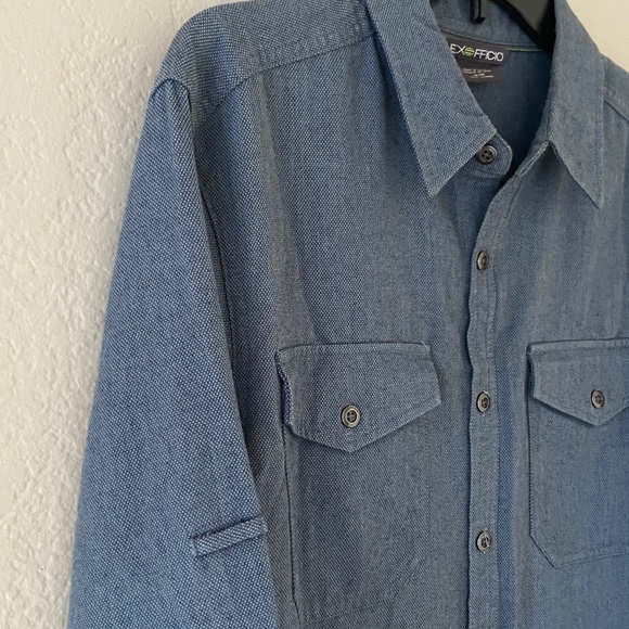ExOfficio Men's Casual Blue Button Down Shirt with Roll-tab Long Sleeves. Size M - Picture 3 of 13